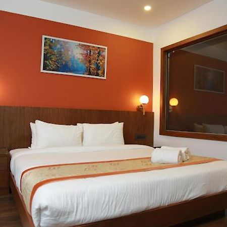 Hotel Sky Paradise Iritti Exterior foto